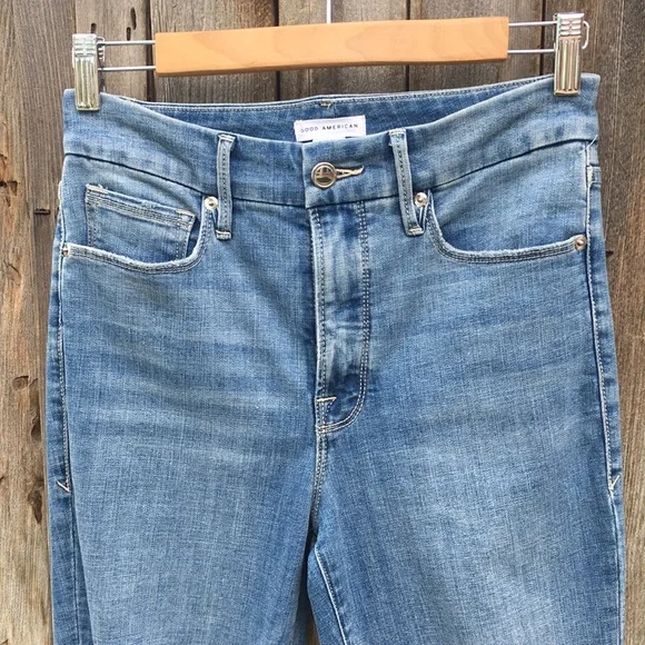 NWT Good American Good Legs Crop Jean Blue 28
